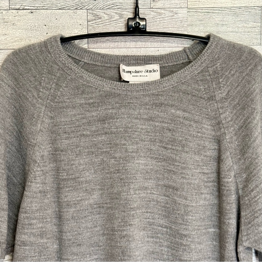 Hampshire Studio Size-Large  VINTAGE Acrylic Sweater Short‎ Sleeve Gray/Silver - Picture 5 of 14